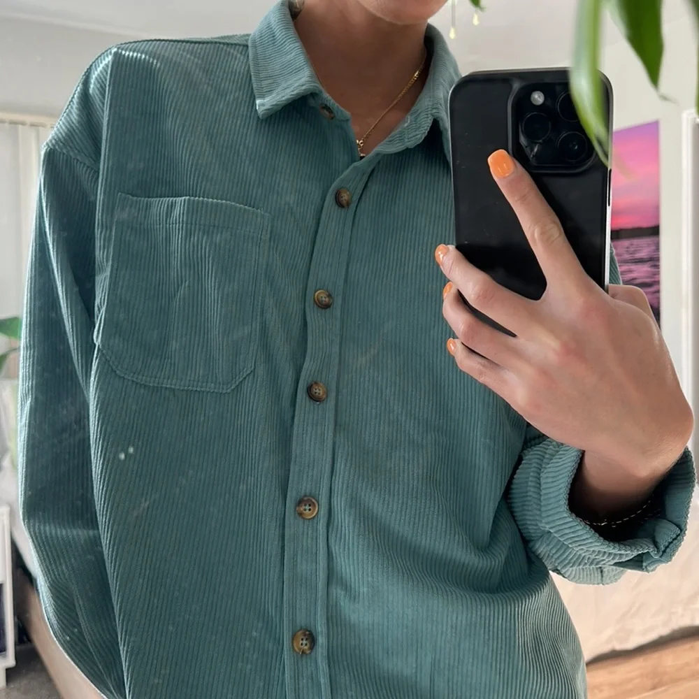Button-Up - Picture 2 of 3